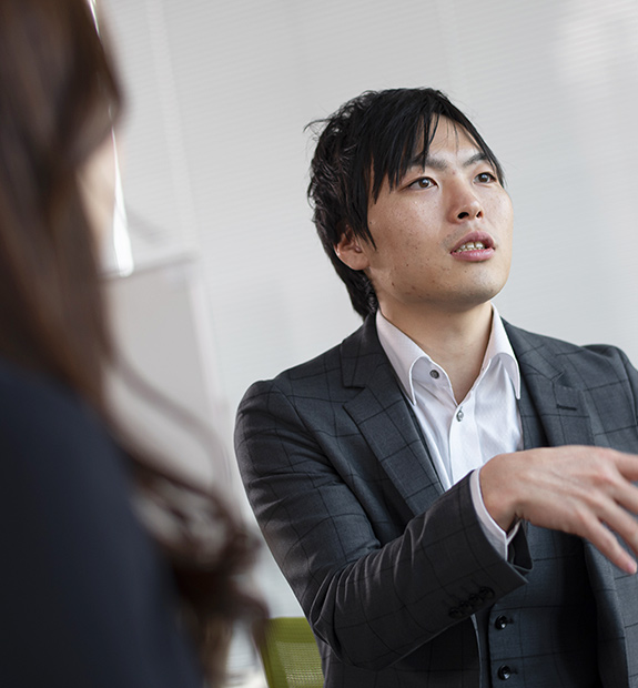 若手社員座談会イメージ