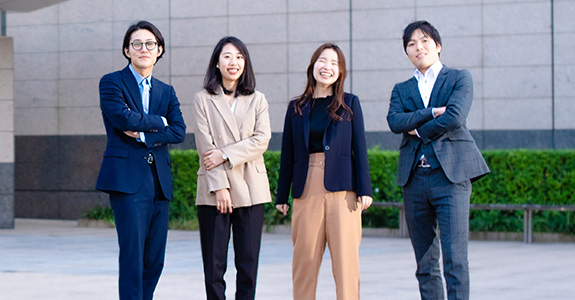 若手社員座談会